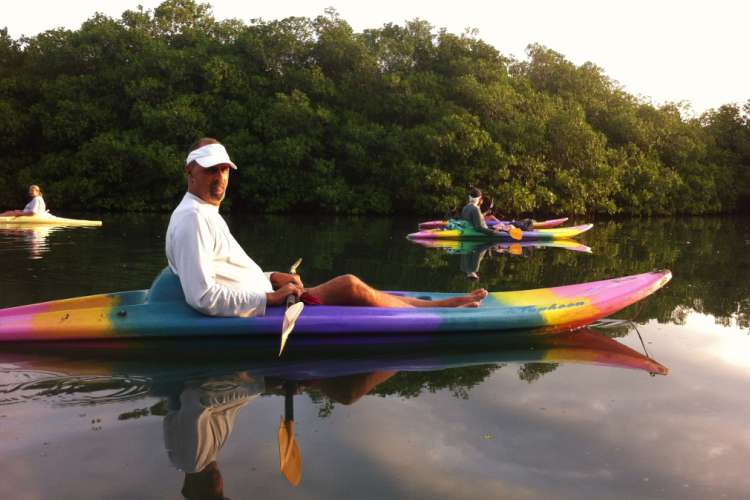 Sunrise Kayak Tours in Zihuatanejo Ixtapa | Pacific Tours Ixtapa. The tour begins with a pick up in your hotel lobby (Ixtapa or Zihuatanejo) by 7:30 am to provide you with transportation to the well know salt water lagoon of BARRA DE POTOSI, this is the place where we will be kayaking for about 2 hours. Things to do in Ixtapa Zihuatanejo